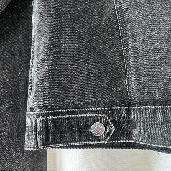 NWT TNR Black Denim Jacket size Small - Picture 8 of 11